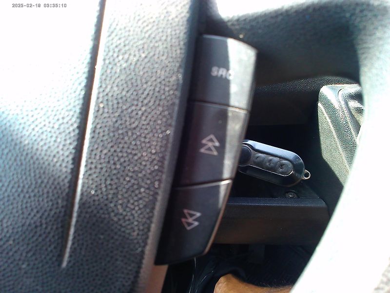 Peugeot Boxer 2.2 HDi,81kW,L2H2,5 míst,klima - fotka 20 z 26