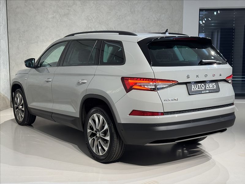 Škoda Kodiaq 2,0 TDi  DSG Clever LED Assist - fotka 10 z 48