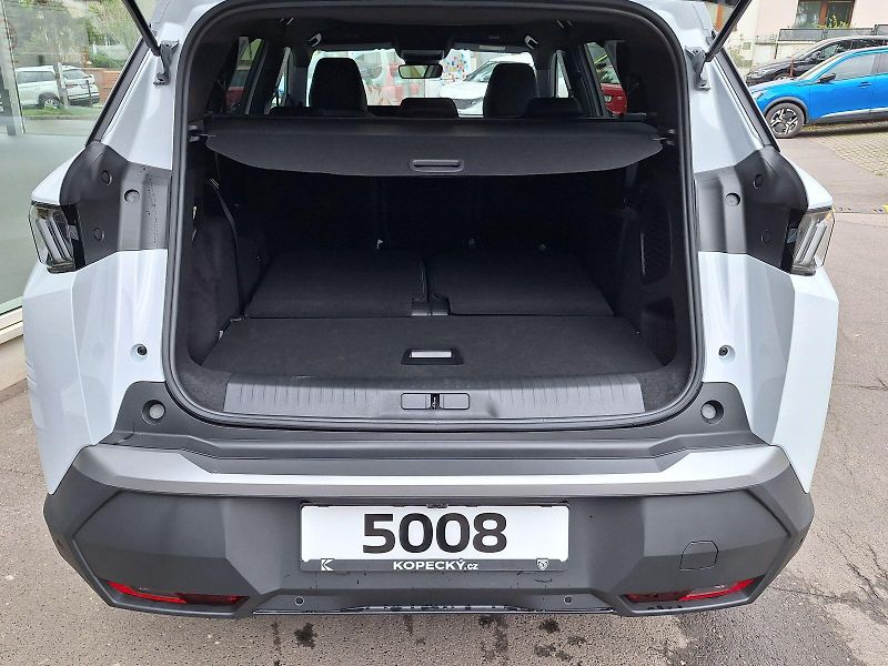 Peugeot 5008 (2026) BUSINESS Hybrid 145 e-DCS6 - fotka 6 z 22