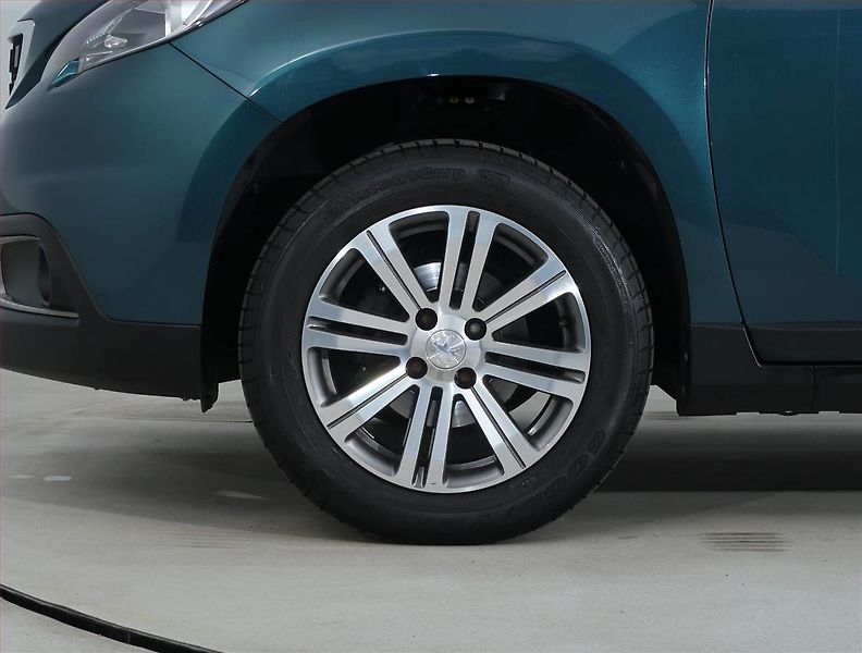 Peugeot 2008 (2019) 1.2 PureTech, Serv.kniha - fotka 14 z 20