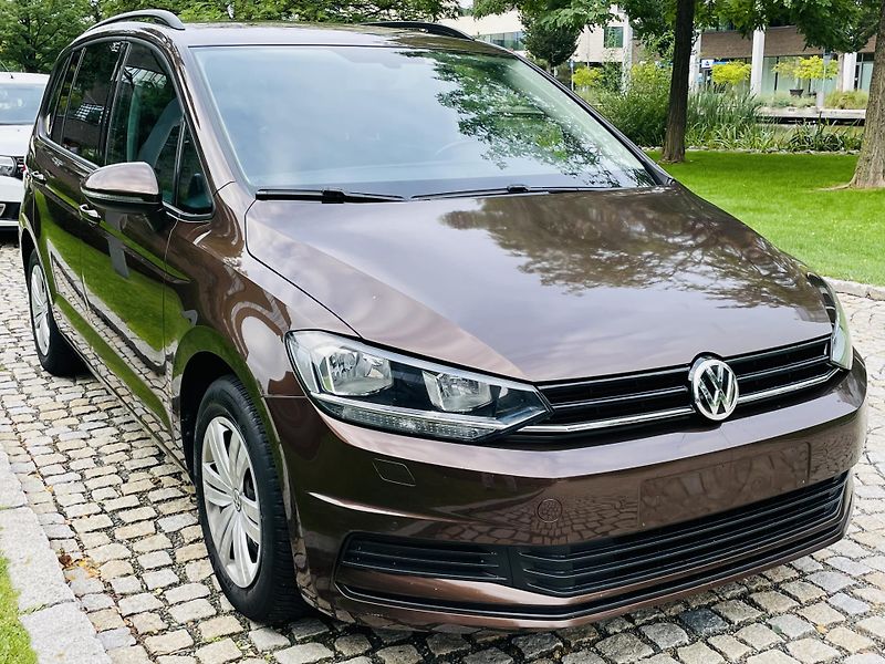 Volkswagen Touran 1.2TSI MANUÁL 7MÍST SERVISKA - fotka 8 z 42