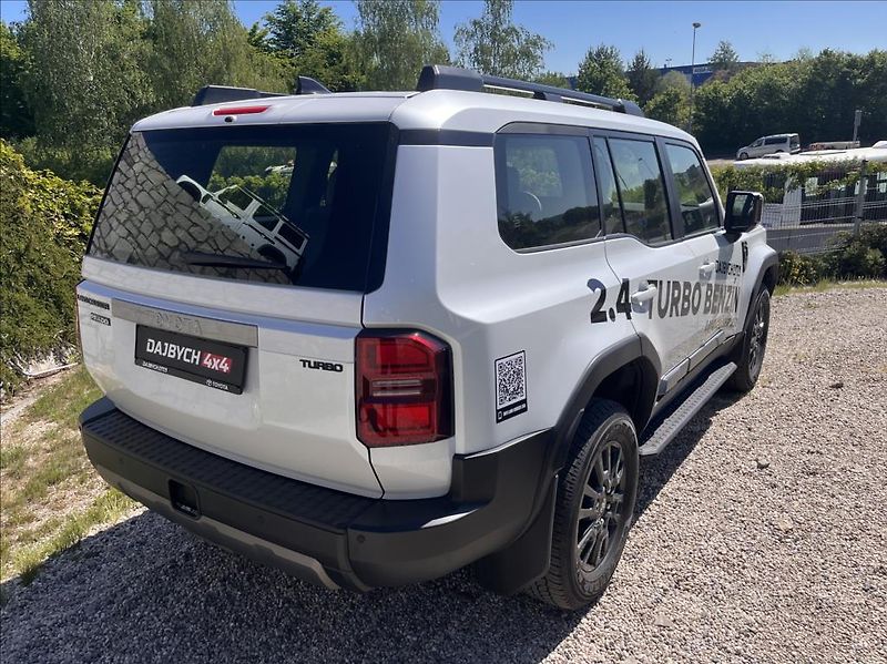 Toyota Land Cruiser 250 2,4i T 8AT Allrounder SE 7 - fotka 7 z 36