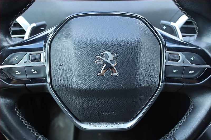 Peugeot 5008 (2018) 1.6 BlueHDi, Automat, 7 míst - fotka 24 z 27