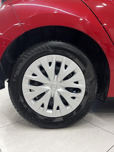 Mazda 2 Hybrid (2025) 1.5 116hp AT FWD Prime-Line - fotka 9 z 17