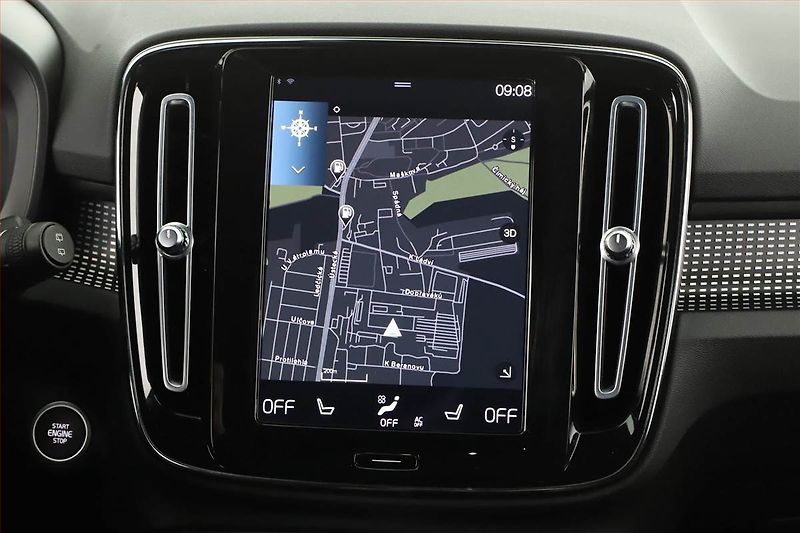 Volvo XC40 (2021) B4 AWD - fotka 16 z 20