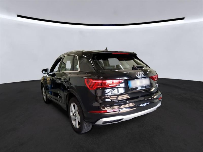 Audi Q3 2,0 TDI 147 KW QUATTRO - fotka 3 z 11