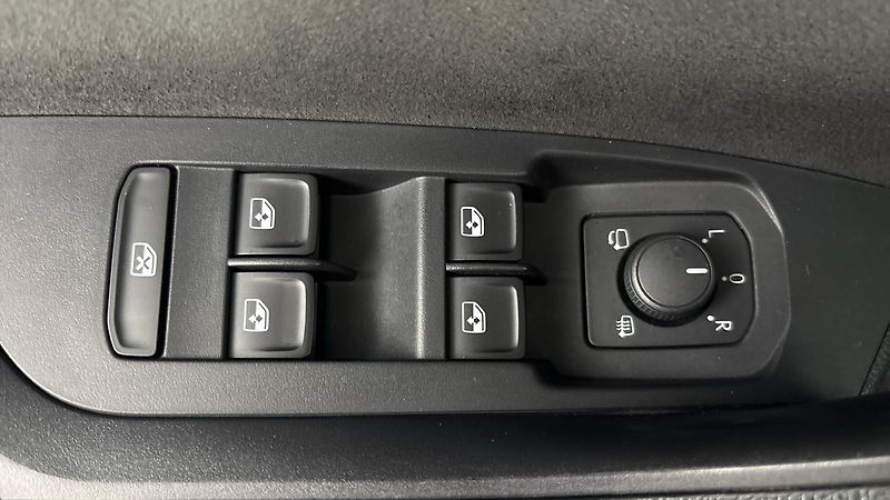 Škoda Kodiaq 2.0 TDI DSG 4x4 Sportline - fotka 22 z 29