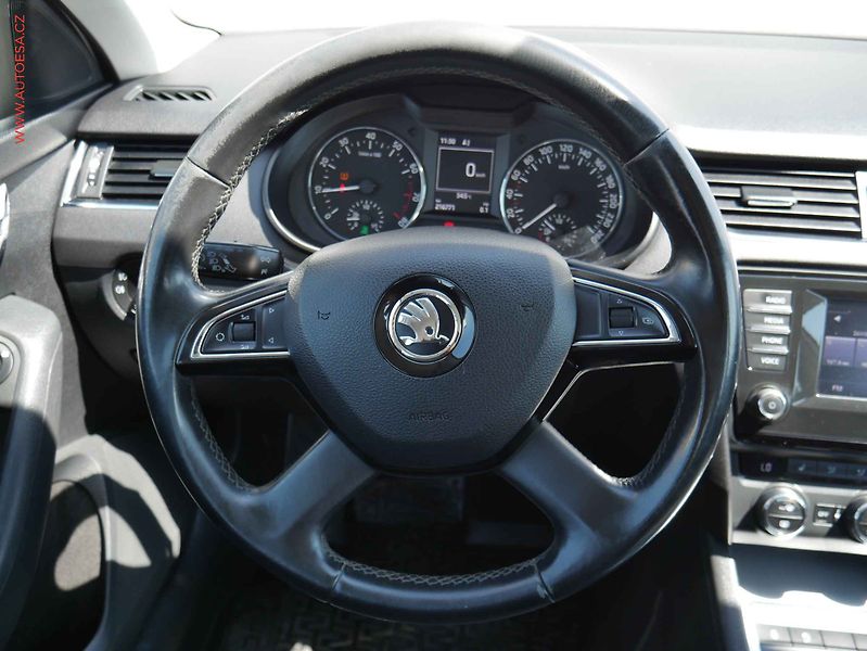 Škoda Octavia (2014) 1.4 G-TEC, ČR, Elegance - fotka 13 z 19