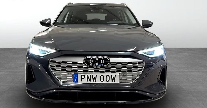 Audi Q8 e-tron 50 Q SoH 100% Kamera Vzduch  - fotka 4 z 15