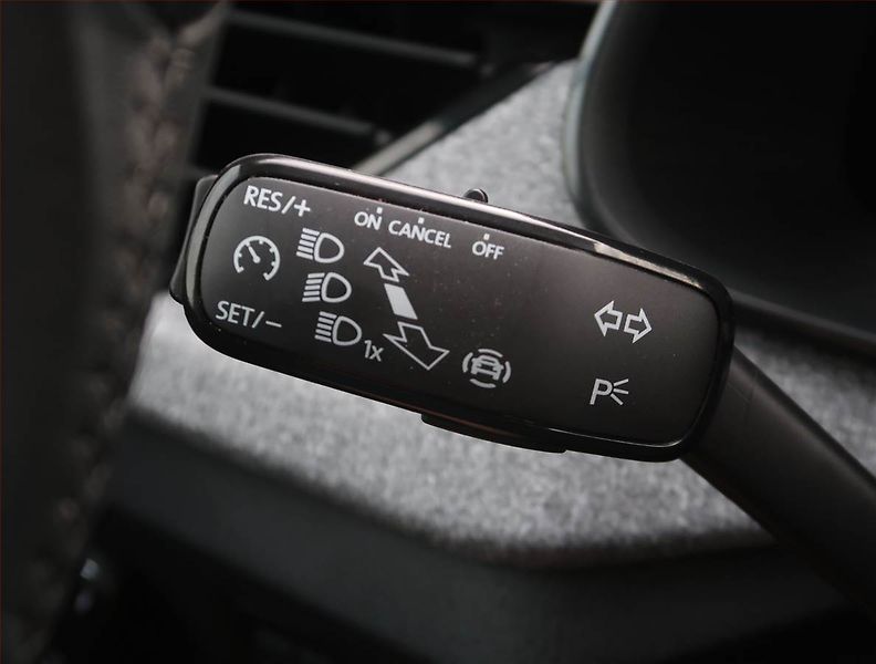 Škoda Kamiq (2025) Selection 1.0 TSI - fotka 17 z 24