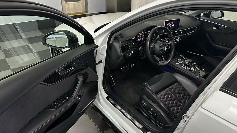 Audi RS 4 HOMOLOGOVANÝ VÝFUK REMUS - fotka 27 z 64