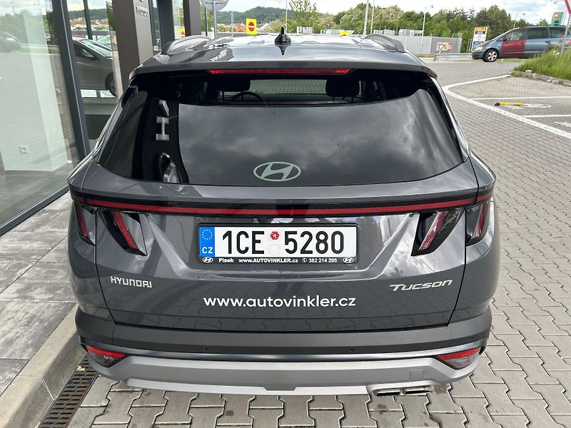 Hyundai Tucson 25 1,6 TGDI 2WD DCT STYLE 18 - fotka 5 z 29