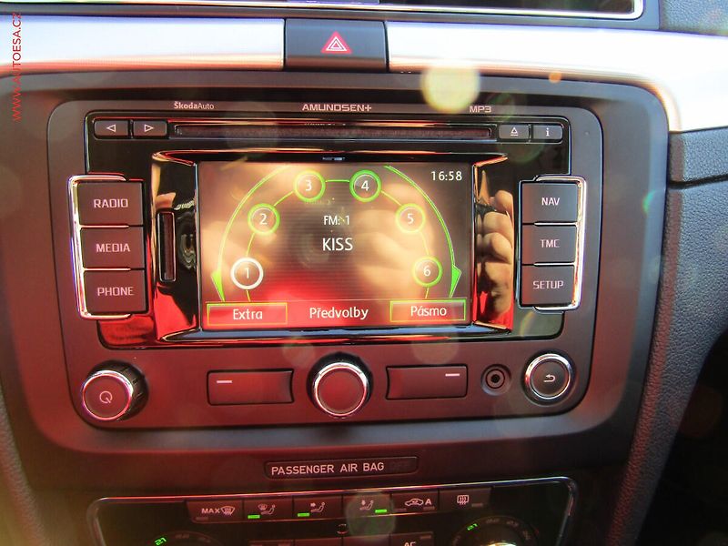 Škoda Superb (2012) 1.4TSI, autoAC, temp - fotka 11 z 18