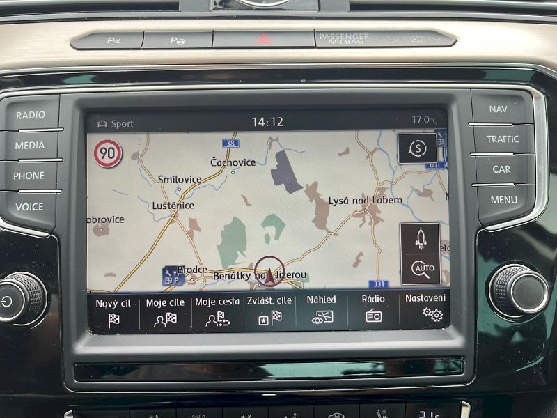 Volkswagen Passat (2015) 2.0 TDI / 176 kW 4x4 - fotka 28 z 28