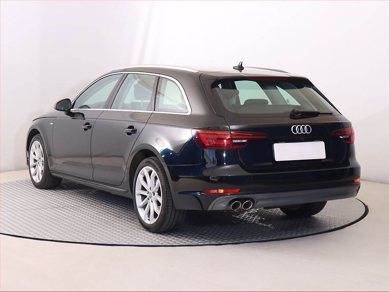 Audi A4 (2018) S-Line 2.0 TDI, Automat, Navi - fotka 4 z 22