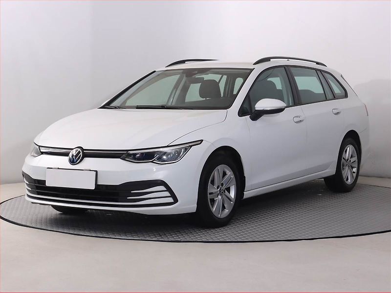 Volkswagen Golf (2021) Life 2.0 TDI, Serv.kniha, Navi - fotka 2 z 23