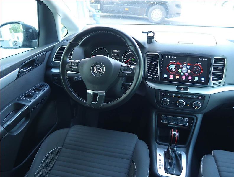 Volkswagen Sharan (2015) 2.0 TDI, Automat, 7 míst - fotka 7 z 18