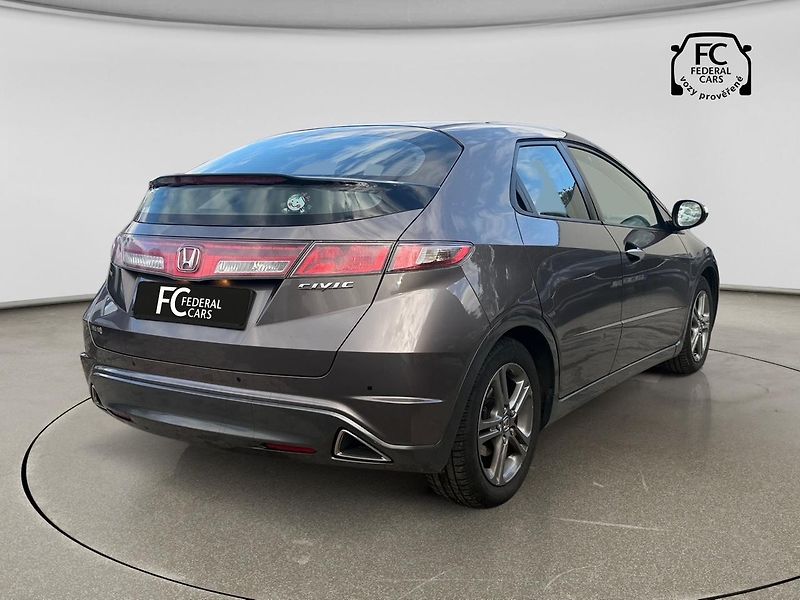 Honda Civic  1.4 Comfort - fotka 5 z 20