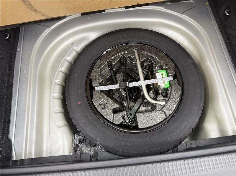 Škoda Octavia 1,6 TDi,Navi,digiklima,vyhř.se - fotka 33 z 33