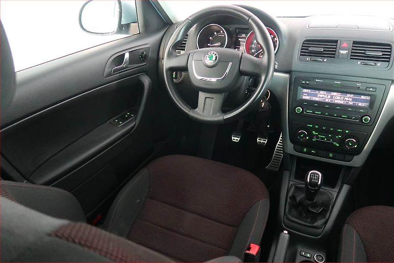 Škoda Yeti (2011) Ambition 1.4 TSI, Serv.kniha - fotka 7 z 15