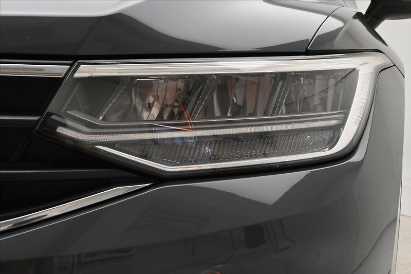 Volkswagen Tiguan 2,0 TDI 110 kW DSG Life Záruka - fotka 31 z 33