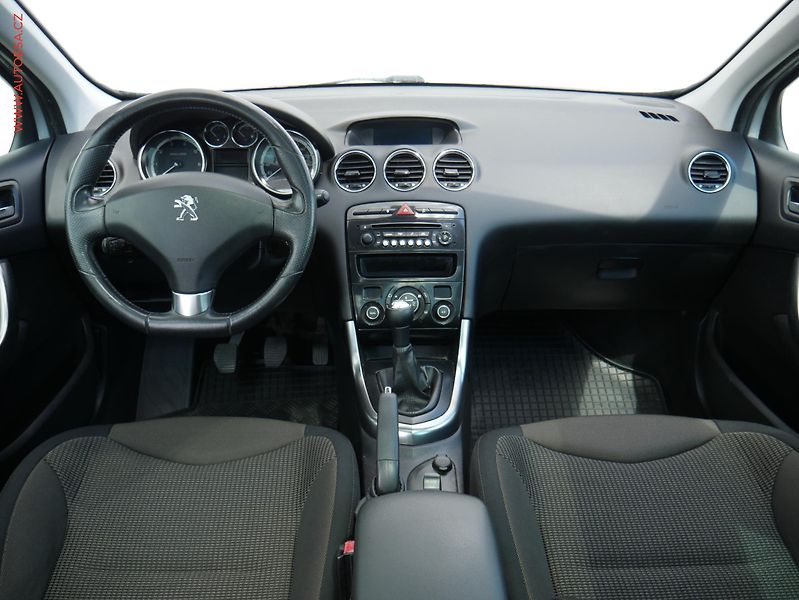 Peugeot 308 (2014) 1.6VTi, 1.maj,ČR, Active - fotka 8 z 16
