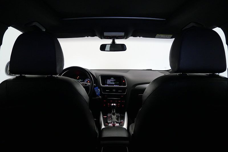 Audi SQ5 - fotka 20 z 23