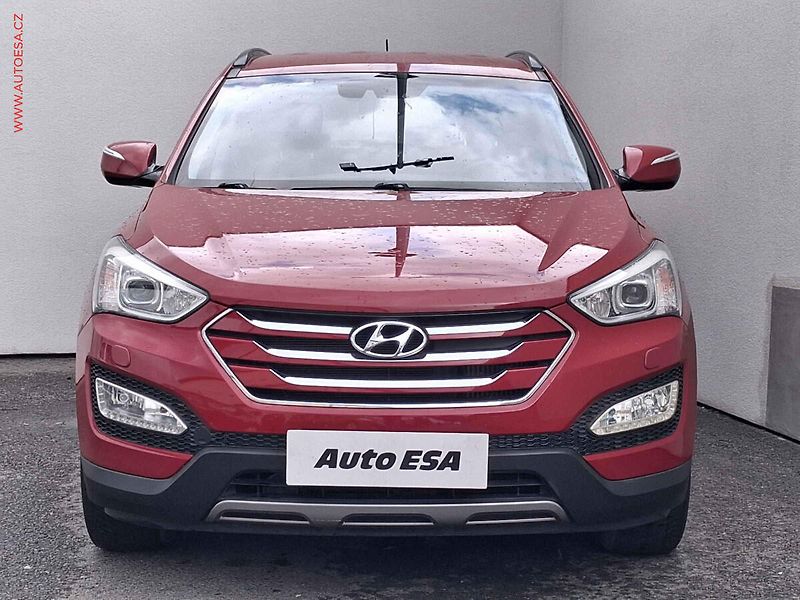 Hyundai Santa Fe (2013) 2.0 CRDi 4WD, Style, TZ - fotka 2 z 19