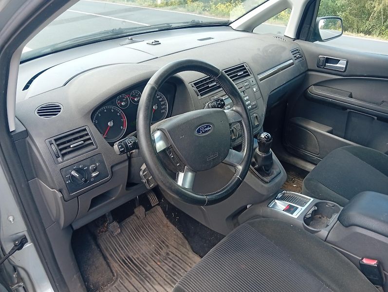 Ford C-MAX 1.6i Ghia, koupeno v ČR - fotka 9 z 23