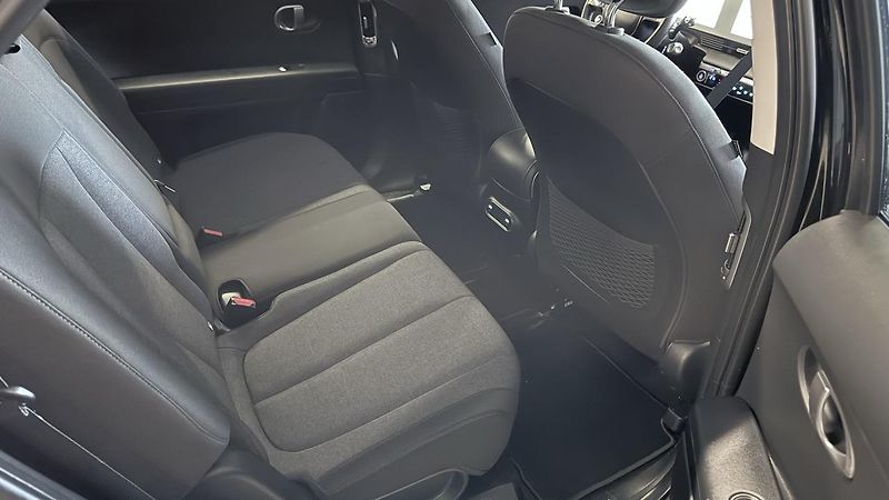 Hyundai Ioniq 5 (2021) Style 73kWh,REZERVOVÁNO - fotka 27 z 45