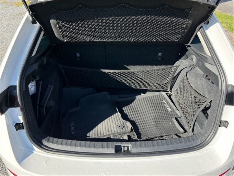 Škoda Scala 1,5 TSI 110 Style - fotka 6 z 11