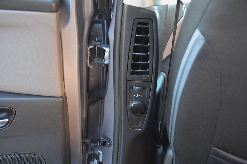Citroën Grand C4 SpaceTourer (2020) 1.5 HDi 96kW AUTOMAT / 7 MÍST - fotka 18 z 37