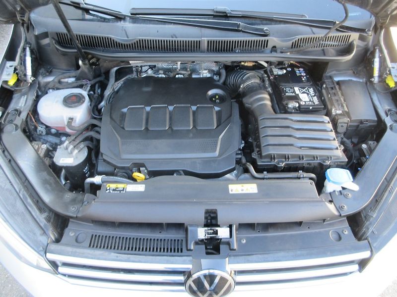 Volkswagen Touran 2.0 TDI 90 kW, Comfortline - fotka 19 z 20