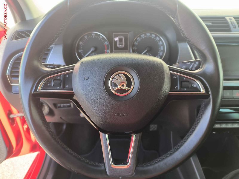 Škoda Fabia (2015) 1.2 TSI, ČR, Style, DSG - fotka 16 z 21
