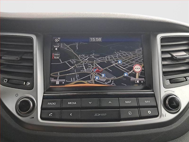 Hyundai Tucson (2016) 1.7 CRDi, Serv.kniha, Tempomat - fotka 13 z 19