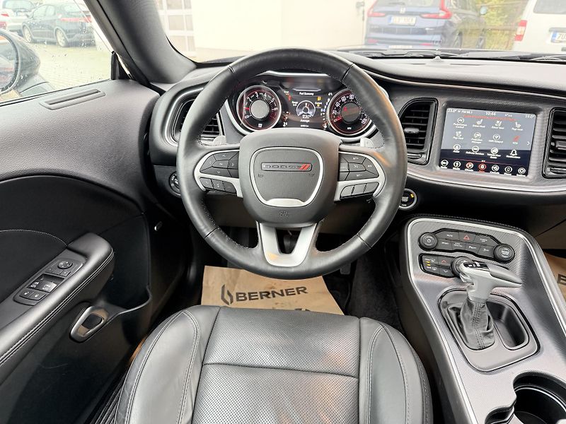 Dodge Challenger 3.6 V6 4x4  - fotka 10 z 28