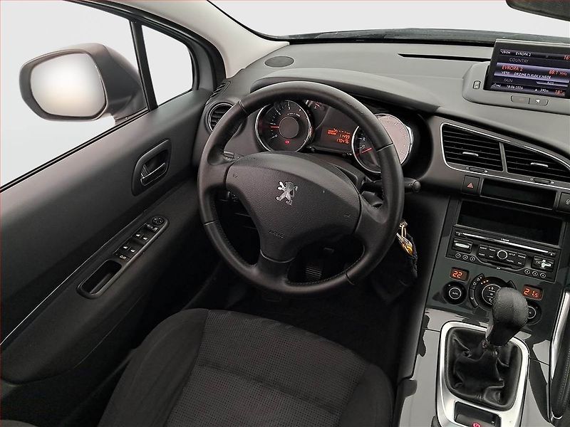 Peugeot 3008 (2012) 1.6 VTi, po STK, jezdí výborně - fotka 7 z 20