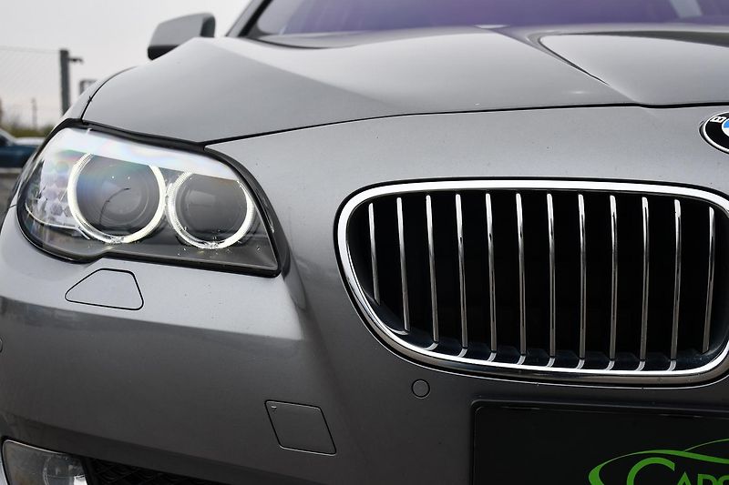BMW Řada 5 530d xDrive ČR 2xKOLA - fotka 46 z 47