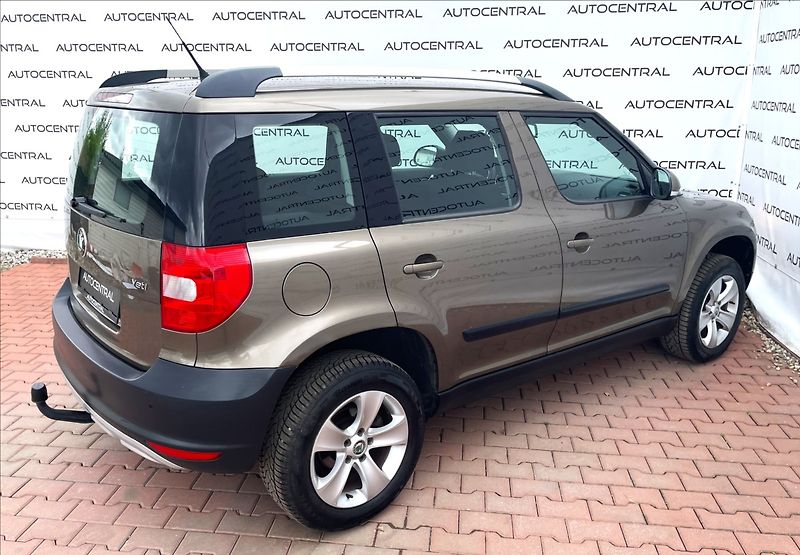 Škoda Yeti 1,2 TSi,77kW,serv.kn.,Po servi - fotka 4 z 20