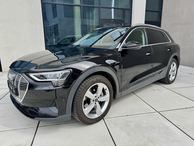 Audi e-tron (2022) 50 QUATTRO BUSSINES 1 Majitel - fotka 6 z 53