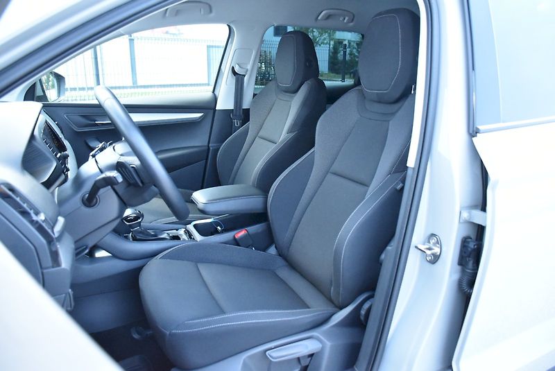 Škoda Karoq (2024) Selection 1.5 TSI DSG - fotka 25 z 33