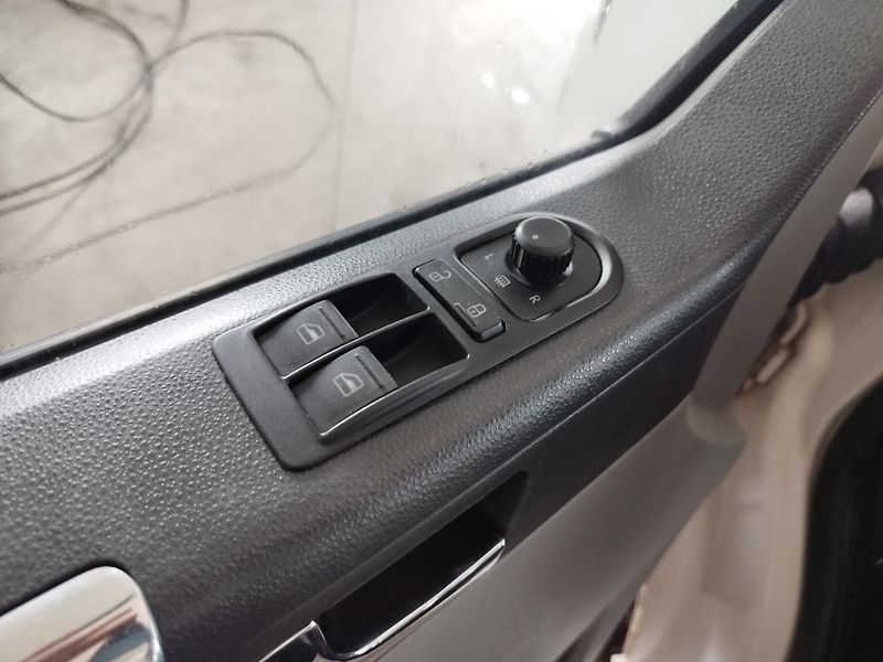 Volkswagen Caravelle (2012) 2,0TDI,LONG,9MÍST,TAŽ,ALU,SER. - fotka 18 z 35