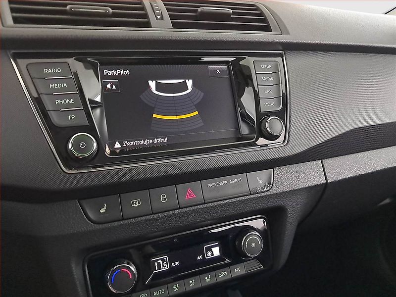 Škoda Fabia (2016) Style 1.2 TSI, Serv.kniha - fotka 20 z 21