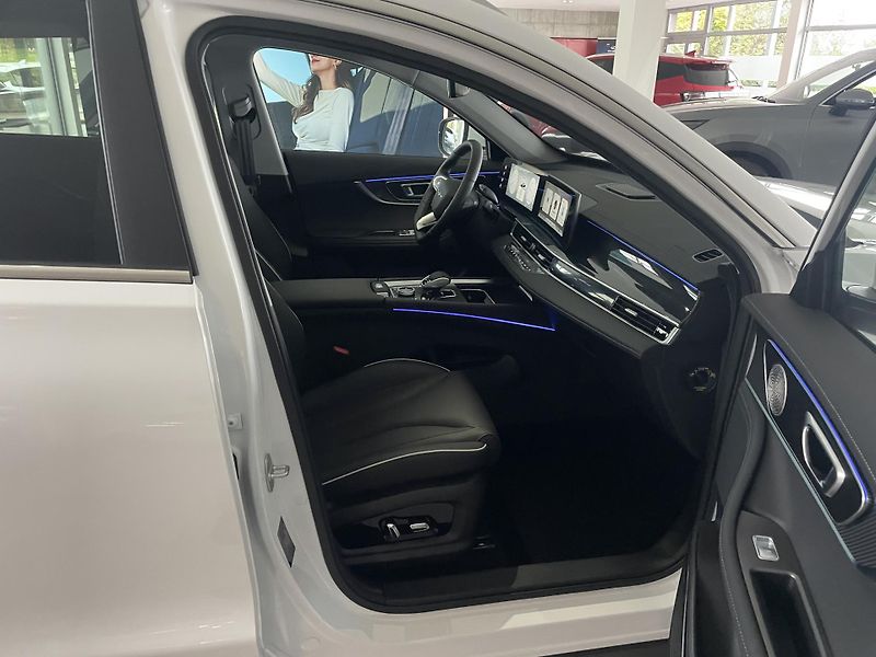 Chery Tiggo 7 PHEV (2026) 1,5T Unique FWD - fotka 11 z 49