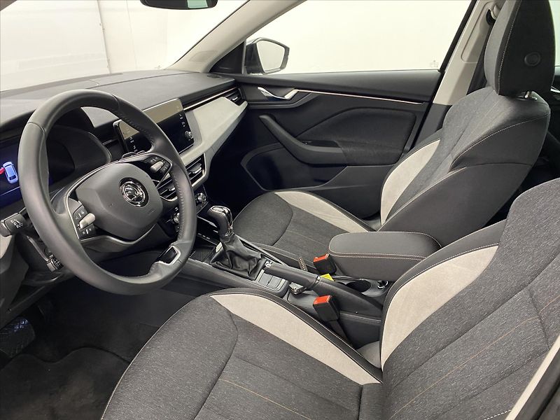 Škoda Scala 1,0 TSI 85kW DSG Top Selection - fotka 5 z 29