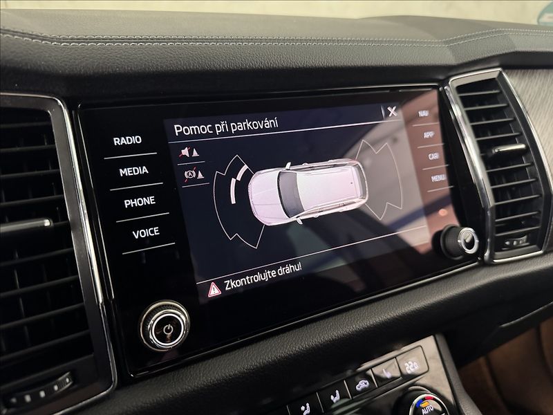 Škoda Kodiaq 2,0 TDi  DSG Style LED Virtual - fotka 33 z 45