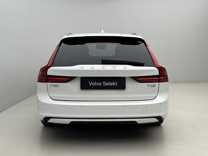 Volvo V90 T6 AWD DARK PLUS RECHARGE AUT - fotka 12 z 46