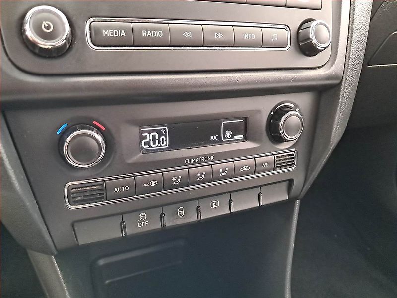 Škoda Rapid (2013) Ambition 1.2 TSI - fotka 13 z 17