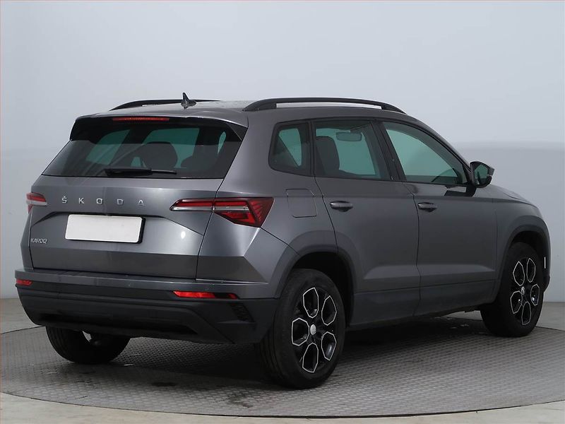 Škoda Karoq (2022) Style 1.5 TSI - fotka 5 z 15