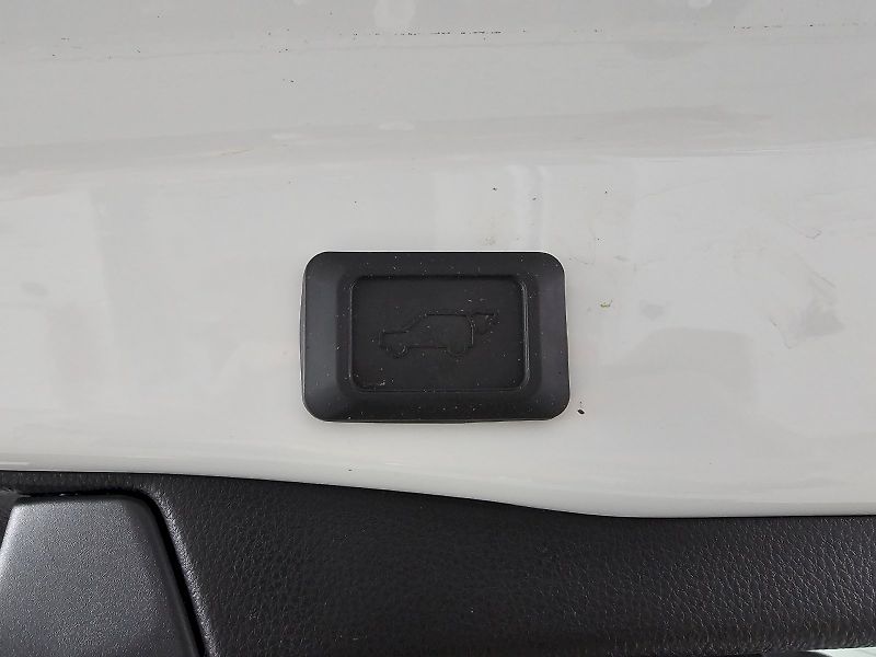 Toyota RAV4 (2025) 2.5HEV 222k 4X4 GR SPORT - fotka 31 z 32